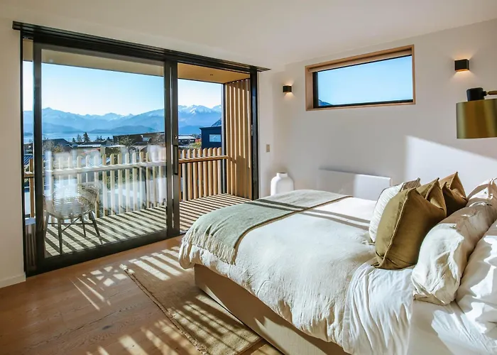 Platinum Ridge - Views Holiday home