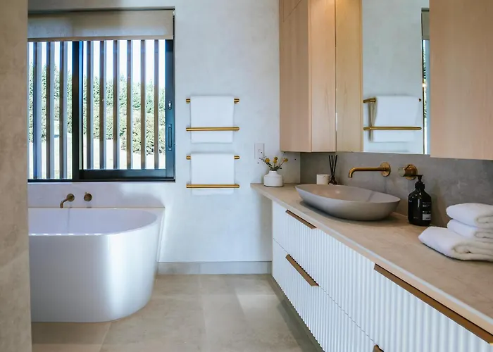 Platinum Ridge - Views Holiday home